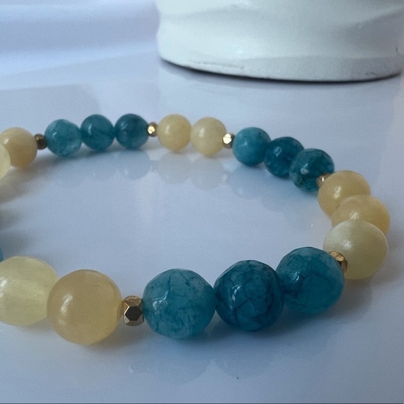 BLUE Agate & Soft Yellow Honey Calcite Stretch Beaded Bracelet - Picture 6 of 13